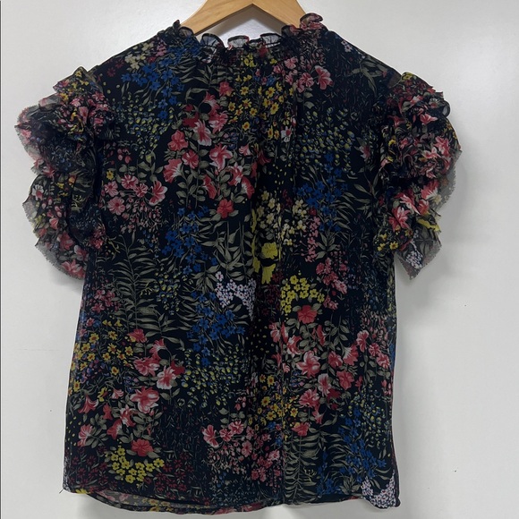 Anna Rae Tops - Anna Rae Floral Blouse, Ruffles, Lined, Cap/Short Sleeve w/ Raw Edge, Small
